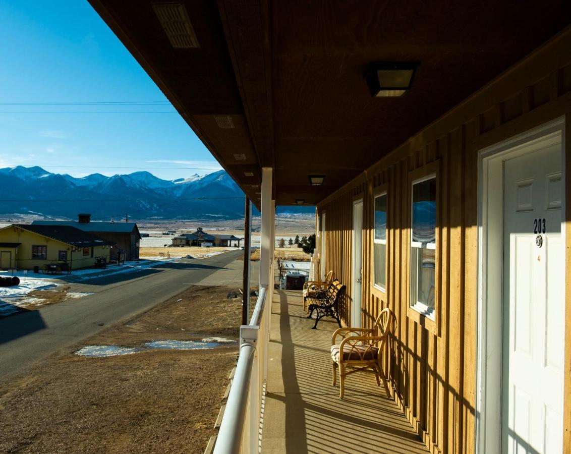 Dark Sky Suites Westcliffe エクステリア 写真